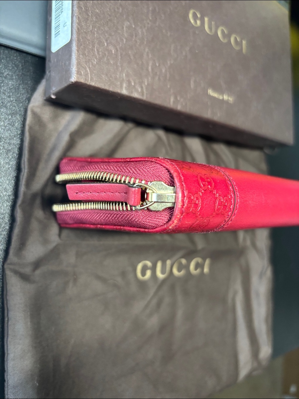 🌟 Gucci Microguccissima Red Leather Zip-Around Wallet 🌟 - Picture 17 of 17